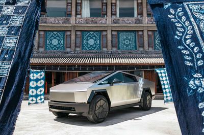 從科幻駛入現實 特斯拉賽博越野旅行車亮相大理，開啟智能旅游新想象